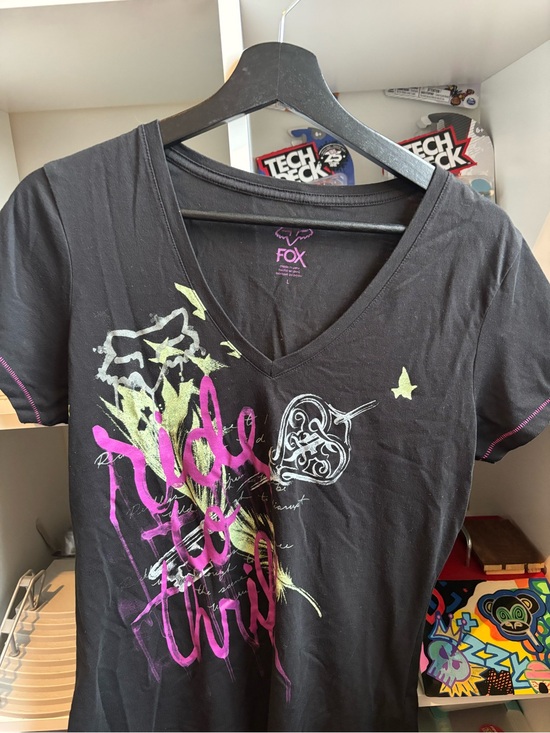 Fox Tops - Y2K Fox Women's Black V-Neck Graphic Tee - Purple & Green Print